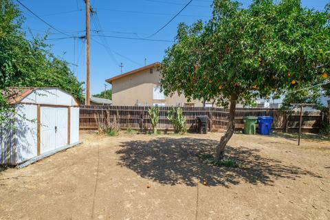 561 E Yale Ave, Dinuba, CA 93618 photo 16