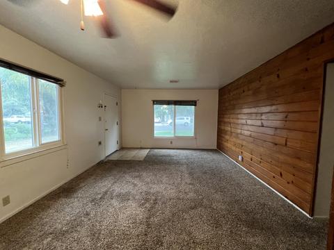 1777 E Meadow Ln, Dinuba, CA 93618 photo 4