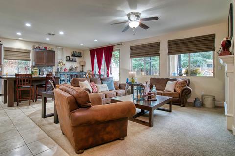 3702 E Laura Ave, Visalia, CA 93292 photo 17