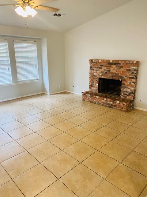 1600 E Prospect Ave, Visalia, CA 93292 photo 2