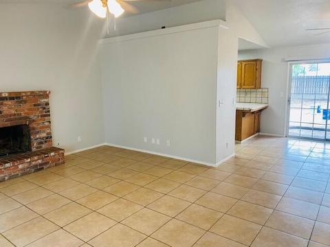 1600 E Prospect Ave, Visalia, CA 93292 photo 5
