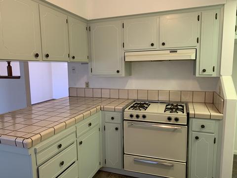 871 E Ash Ave, Tulare, CA 93274 photo 3