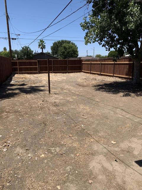 871 E Ash Ave, Tulare, CA 93274 photo 15