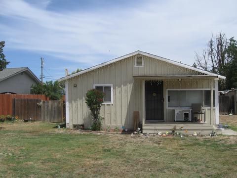 6066 Murphy Ave, Laton, CA 93242 photo 1