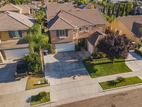 2597 Crystal Downs Ave, Tulare, CA 93274 photo 4
