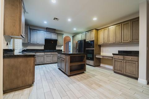 2597 Crystal Downs Ave, Tulare, CA 93274 photo 21