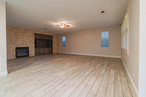 2597 Crystal Downs Ave, Tulare, CA 93274 photo 22