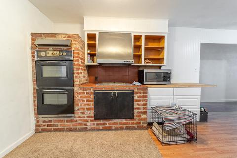 1741 E Cheryl Ln, Tulare, CA 93274 photo 9