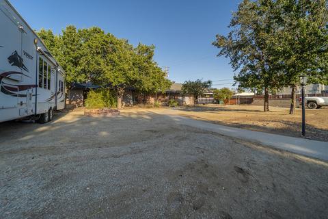 1741 E Cheryl Ln, Tulare, CA 93274 photo 41