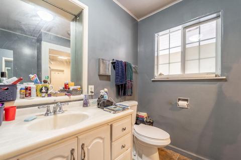 1741 E Cheryl Ln, Tulare, CA 93274 photo 36