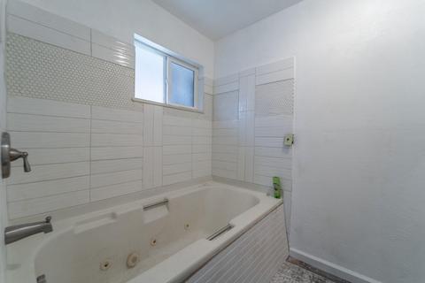 1741 E Cheryl Ln, Tulare, CA 93274 photo 35