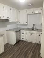 1028 E K Ave, Visalia, CA 93292 photo 4