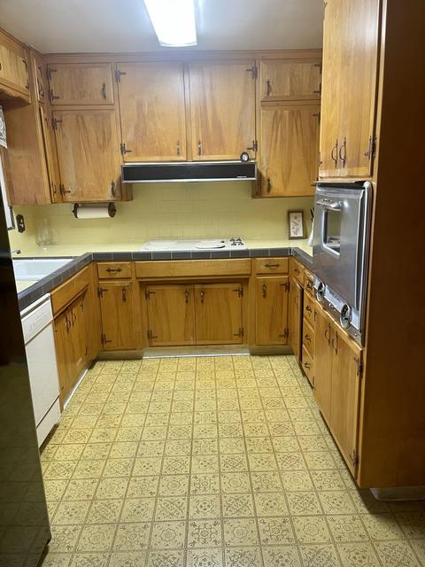 497 E Sandra Ave, Tulare, CA 93274 photo 5