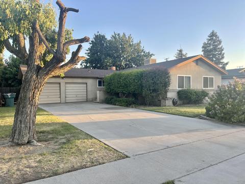 497 E Sandra Ave, Tulare, CA 93274 photo 3