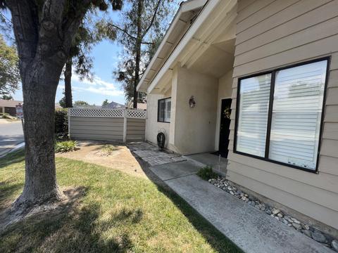 1619 E Castlecrest Ave, Visalia, CA 93292 photo 2