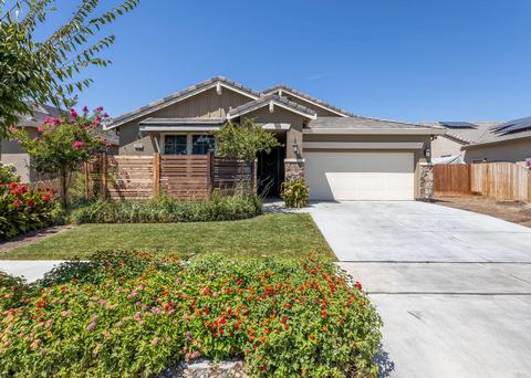 2832 Seaside Ave, Tulare, CA 93274 photo 1