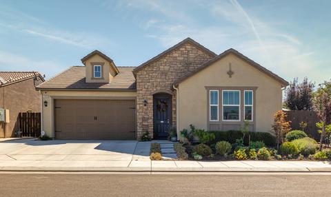 3469 Del Monte Ave, Clovis, CA 93619 photo 1