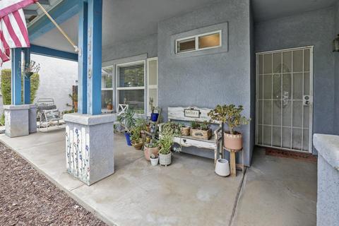 1119 Vine St, Exeter, CA 93221 photo 2