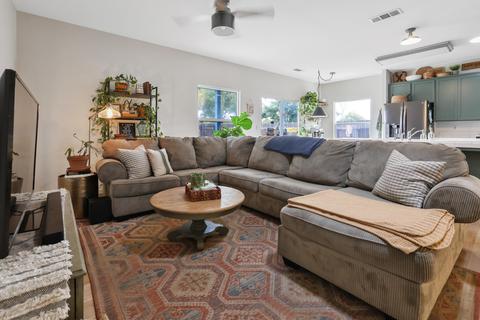 1119 Vine St, Exeter, CA 93221 photo 5