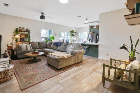 1119 Vine St, Exeter, CA 93221 photo 4