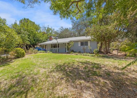 40679 Cherokee Oaks Dr, Three Rivers, CA 93271 photo 1