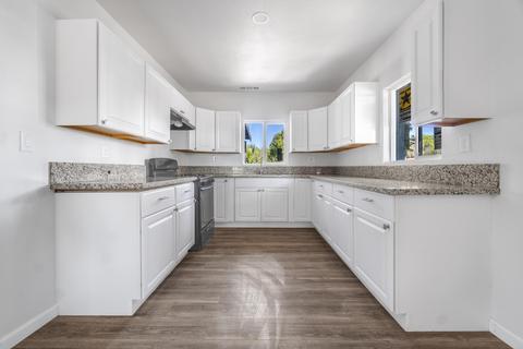 1320 Hall Ave, Corcoran, CA 93212 photo 10
