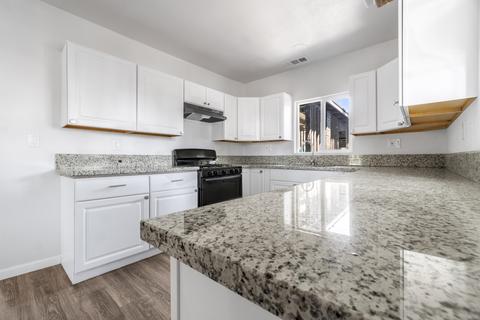 1320 Hall Ave, Corcoran, CA 93212 photo 12