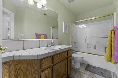 2445 E Beech St, Visalia, CA 93292 photo 23