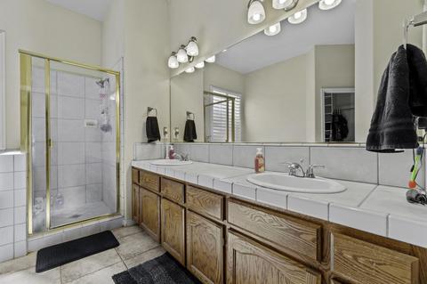 2445 E Beech St, Visalia, CA 93292 photo 31