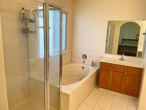 637 E Spring Ln, Lemoore, CA 93245 photo 10