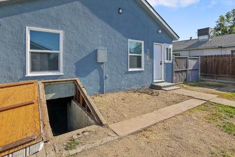 307 E Malone St, Hanford, CA 93230 photo 19