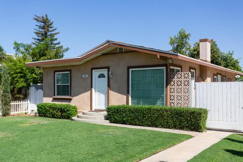 789 El Monte Way, Dinuba, CA 93618 photo 2