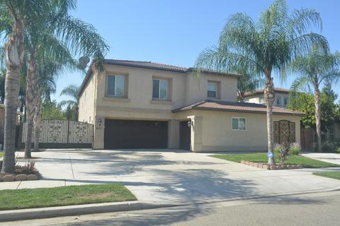 621 E La Vida Ave, Visalia, CA 93292 photo 1