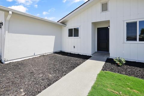 975 Redwood Ln, Lemoore, CA 93245 photo 5
