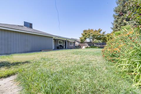 2744 E Paradise Ave, Visalia, CA 93292 photo 29