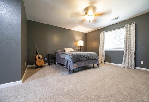 2744 E Paradise Ave, Visalia, CA 93292 photo 19