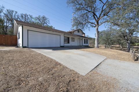 43524 Alta Acres Dr, Three Rivers, CA 93271 photo 2