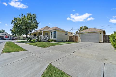 5 Fox St, Lemoore, CA 93245 photo 3