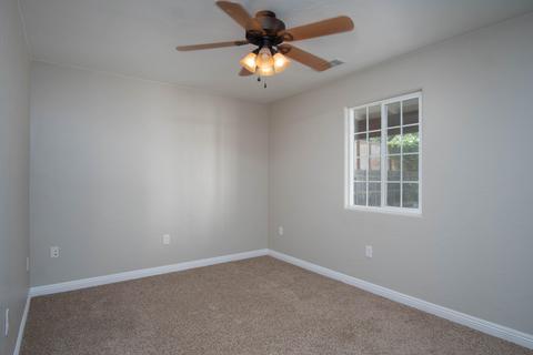 3602 N Carson St, Visalia, CA 93291 photo 23