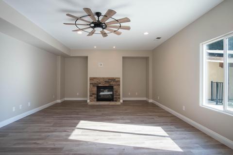 3602 N Carson St, Visalia, CA 93291 photo 11