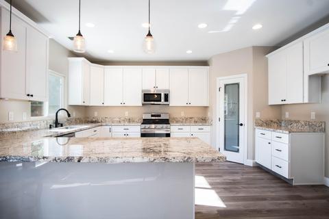 3602 N Carson St, Visalia, CA 93291 photo 10