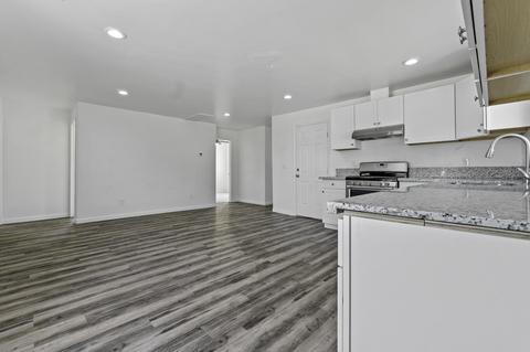 815 N H St, Tulare, CA 93274 photo 6