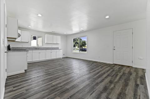815 N H St, Tulare, CA 93274 photo 5