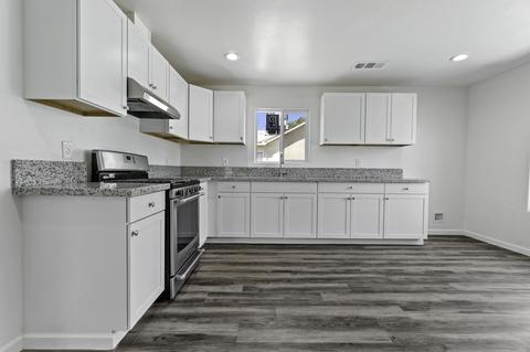 815 N H St, Tulare, CA 93274 photo 7