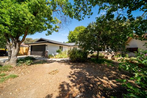 787 W Polson Ave, Clovis, CA 93612 photo 44