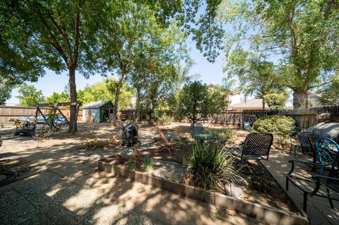 787 W Polson Ave, Clovis, CA 93612 photo 46