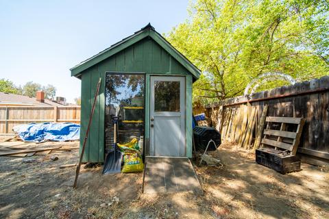 787 W Polson Ave, Clovis, CA 93612 photo 49