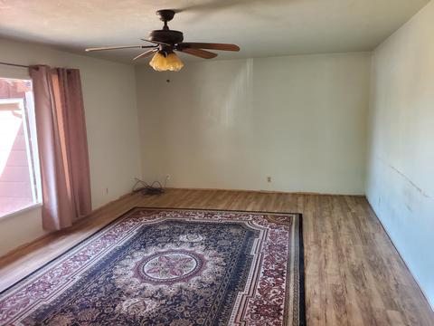 949 E Lyndale Dr, Tulare, CA 93274 photo 4