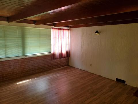 949 E Lyndale Dr, Tulare, CA 93274 photo 12