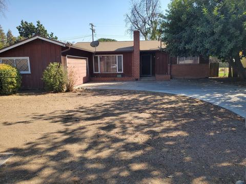949 E Lyndale Dr, Tulare, CA 93274 photo 2